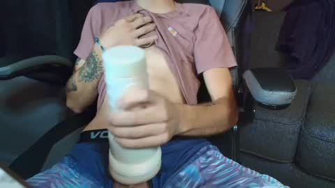 FootLover online show from September 19, 2025, 2:51 pm