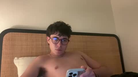 Snapshot of hungc0llegejock chatting on March 16, 2026, 4:44 pm hungc0llegejock online show from March 16, 2026, 4:44 pm