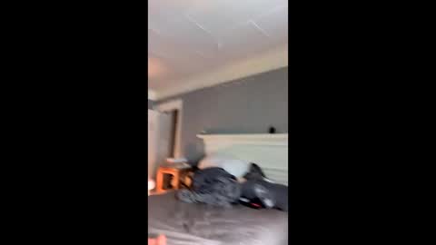 hungitalian40 online show from February 16, 2026, 7:54 pm