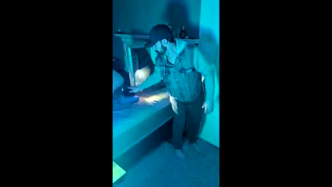 hungitalian40 online show from March 5, 2026, 9:44 pm