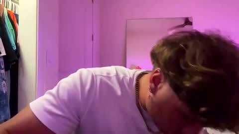 hungkingg22 online show from March 4, 2025, 12:50 am