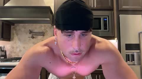 hungkingg22 online show from September 23, 2025, 4:21 pm