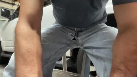 HungRowdyCowboy online show from May 31, 2026, 7:37 pm