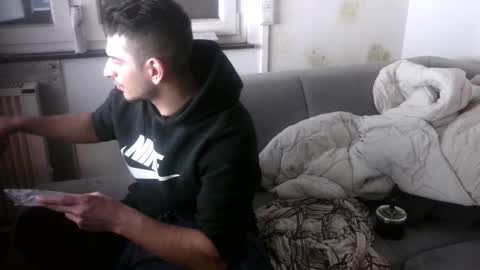 LittleDevilXo1999 online show from December 14, 2025, 6:34 pm