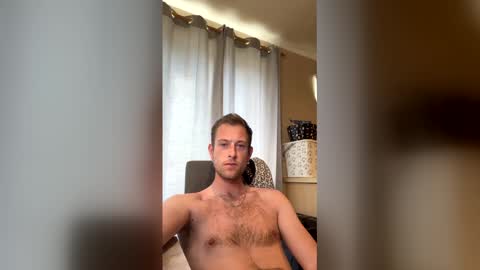Snapshot of hungteasex chatting on June 10, 2026, 5:12 pm HungTeaseX online show from June 10, 2026, 5:12 pm