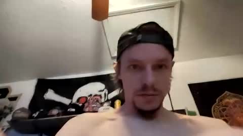 hungtxcock92 online show from February 14, 2025, 5:03 pm