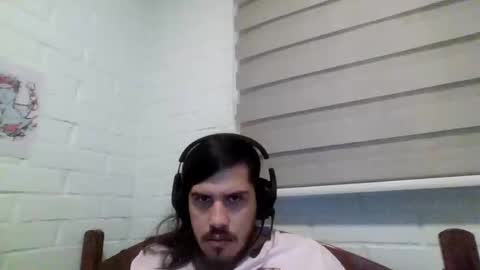 Snapshot of hungweeb chatting on January 8, 2025, 1:00 am Rod online show from January 8, 2025, 1:00 am