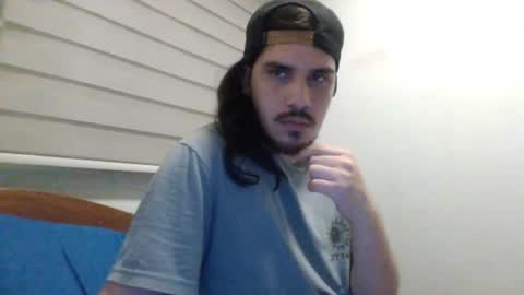 Snapshot of hungweeb chatting on January 16, 2025, 3:23 am Rod online show from January 16, 2025, 3:23 am