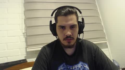 Snapshot of hungweeb chatting on February 4, 2025, 6:57 am Rod online show from February 4, 2025, 6:57 am