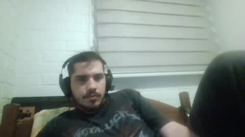 Snapshot of hungweeb chatting on February 5, 2025, 1:58 am Rod online show from February 5, 2025, 1:58 am