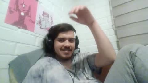 Snapshot of hungweeb chatting on October 28, 2025, 2:37 am Rod online show from October 28, 2025, 2:37 am