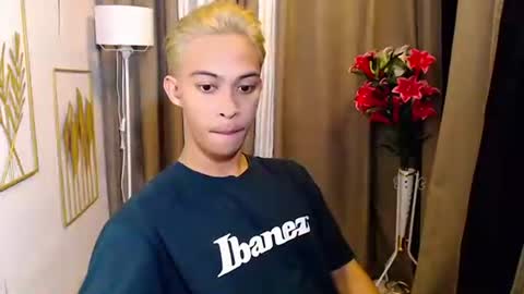 hunk_edward online show from June 10, 2026, 7:51 am