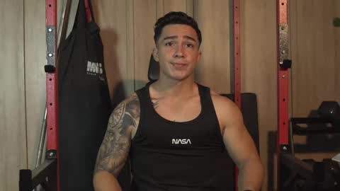 hunk_ryan online show from October 6, 2025, 12:35 pm