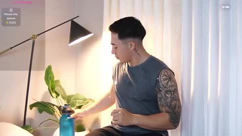 hunk_ryan online show from October 29, 2025, 12:07 pm