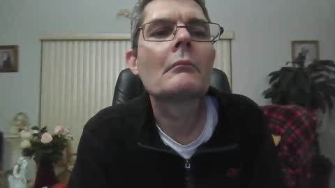 hunkmasclefad458 online show from February 16, 2026, 6:42 am