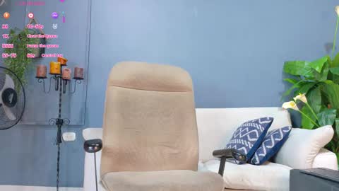 Hunter  online show from October 7, 2025, 7:11 pm