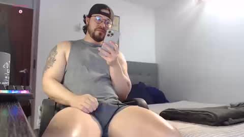   online show from September 11, 2025, 1:22 pm