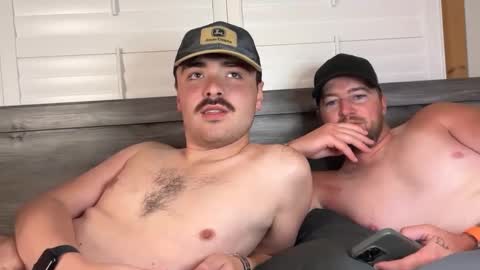 Snapshot of hunterbentleyy chatting on September 28, 2025, 3:34 am Hunter online show from September 28, 2025, 3:34 am