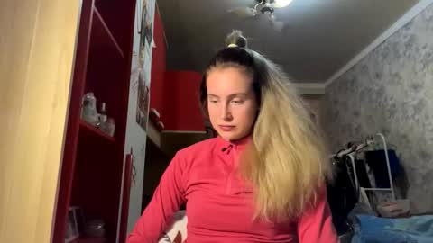 Gloria online show from November 24, 2025, 5:34 pm