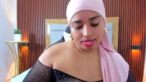 Snapshot of hurrem_had chatting on October 9, 2025, 7:56 pm H U R R E M online show from October 9, 2025, 7:56 pm