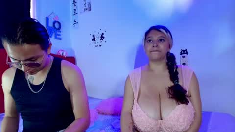 Snapshot of husbands_horny chatting on July 7, 2026, 11:14 am husbands_horny online show from July 7, 2026, 11:14 am