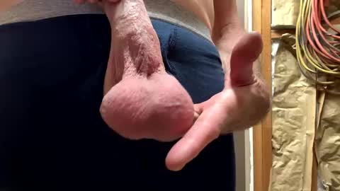 Snapshot of huskey300 chatting on October 22, 2025, 9:58 pm huskey300 online show from October 22, 2025, 9:58 pm