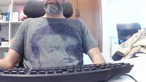 Hyperpau online show from November 16, 2025, 7:03 am