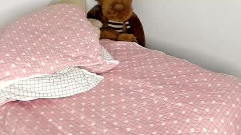 Hyun Joo online show from April 16, 2026, 9:39 pm