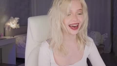 Joselle online show from March 17, 2026, 12:15 am