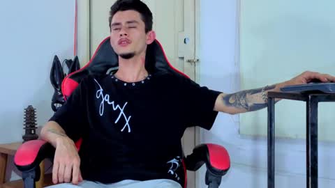 kelvis online show from March 27, 2026, 8:59 am