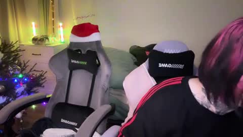 Asya  online show from December 26, 2024, 6:43 pm