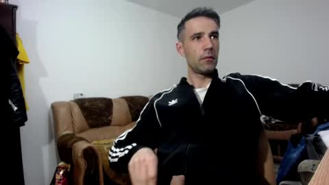 i_like_older_men online show from March 17, 2026, 5:22 am