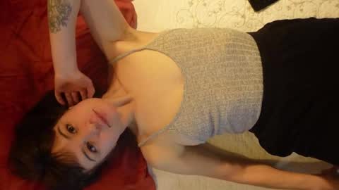 Olive online show from November 27, 2025, 1:40 am