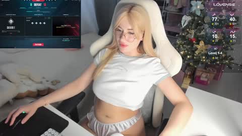 Snapshot of i_want_you_eva chatting on December 4, 2024, 12:47 pm HiI am EvaPVT is open online show from December 4, 2024, 12:47 pm