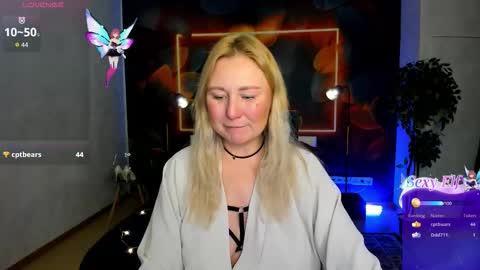 Snapshot of i_will_wake_u_up chatting on February 6, 2026, 8:18 am Samanta online show from February 6, 2026, 8:18 am