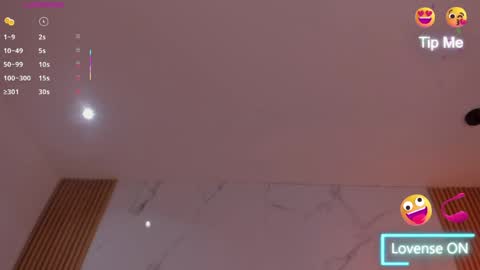 Snapshot of iam_milly_ chatting on May 5, 2026, 3:25 am Milly online show from May 5, 2026, 3:25 am