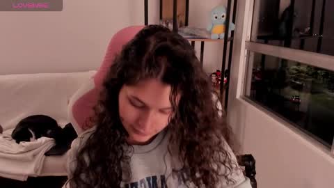 Snapshot of iam_nikki chatting on February 19, 2026, 3:57 am On instagram Imm NikkiHelp me reach 100 likes online show from February 19, 2026, 3:57 am