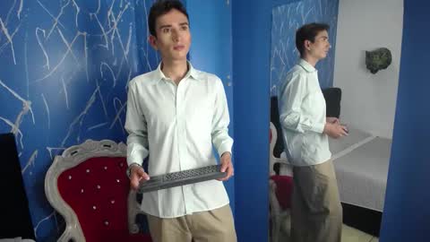 Iam Smith  online show from February 4, 2026, 3:34 am