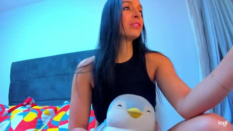 iam_your_fantasy online show from March 26, 2026, 2:39 am