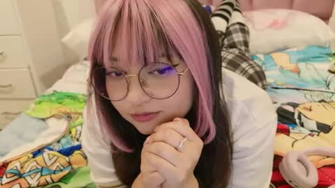 Snapshot of iam_zoechan chatting on July 4, 2026, 2:07 am Zoe 3 online show from July 4, 2026, 2:07 am