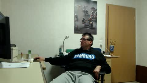 Snapshot of iamachim chatting on November 25, 2025, 6:30 pm iamachim online show from November 25, 2025, 6:30 pm