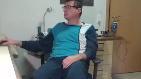 Snapshot of iamachim chatting on December 21, 2025, 7:21 pm iamachim online show from December 21, 2025, 7:21 pm