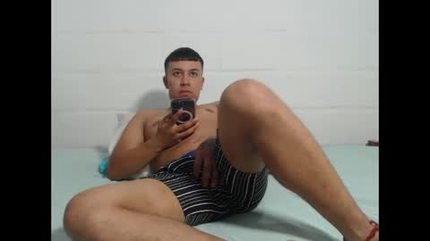 Snapshot of iambryan048 chatting on May 20, 2026, 10:49 pm Bryan048 online show from May 20, 2026, 10:49 pm