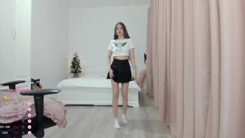 Snapshot of iamcassidy chatting on December 21, 2024, 8:32 pm Cassie  STREAMS HERE EVERYDAY online show from December 21, 2024, 8:32 pm