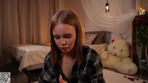 Claire online show from November 15, 2025, 4:36 pm