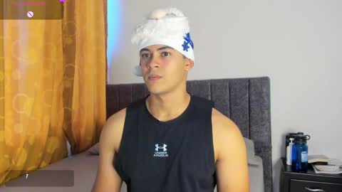 Dylan  independent model  online show from December 24, 2024, 9:33 pm