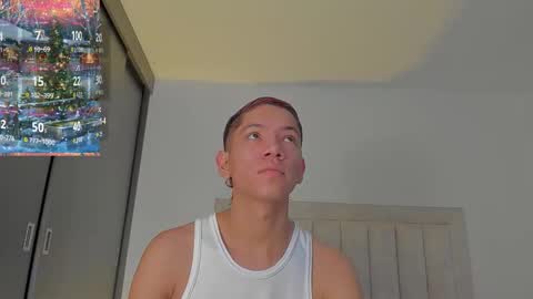 Juliiiiian online show from December 15, 2025, 11:25 am