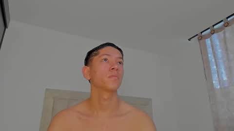 Juliiiiian online show from March 29, 2026, 11:32 am