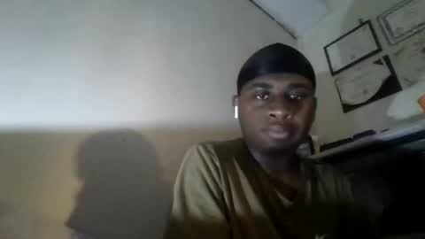 iamryan995442 online show from April 2, 2026, 6:05 pm