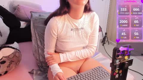 Snapshot of iamstephanie13 chatting on June 18, 2026, 2:56 am Steph - Online Again - 1 DECEMBER online show from June 18, 2026, 2:56 am